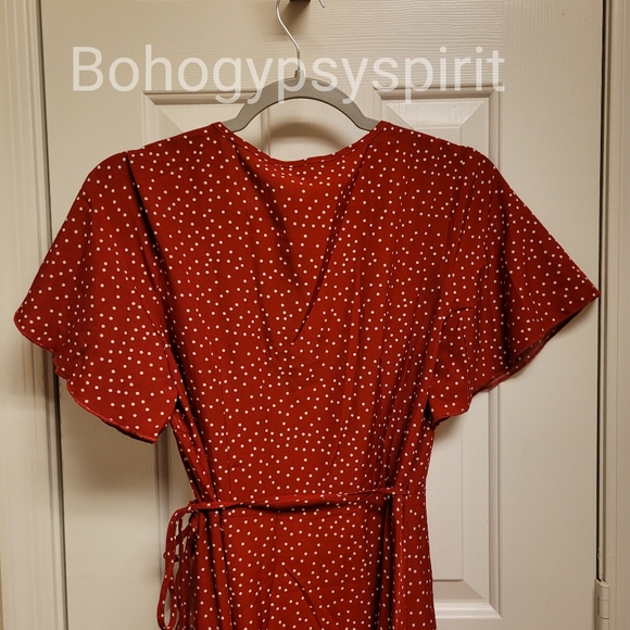 NWT Rihoas Red & White PolkaDot Wrap Midi Dress, Medium - Picture 17 of 17